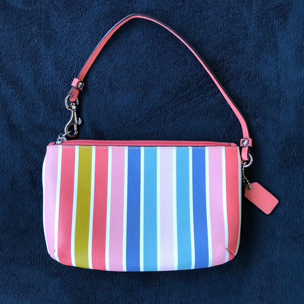 HOST PICKCOACH Wristlet - Picture 2 of 8